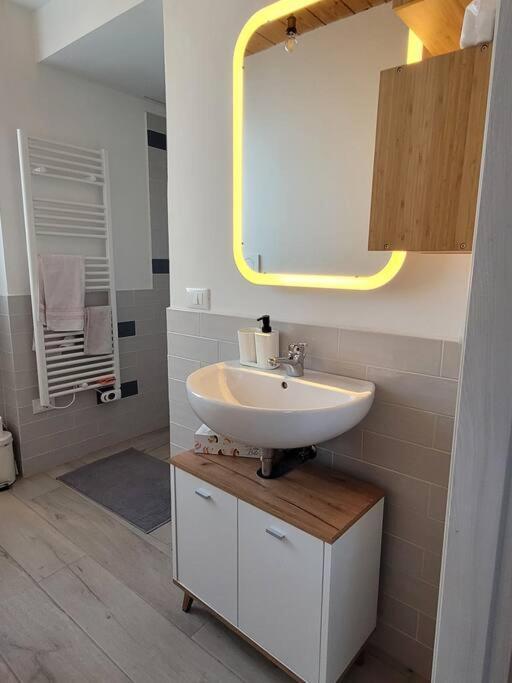 Casa Fiori Blu - Figline Valdarno Appartement Buitenkant foto